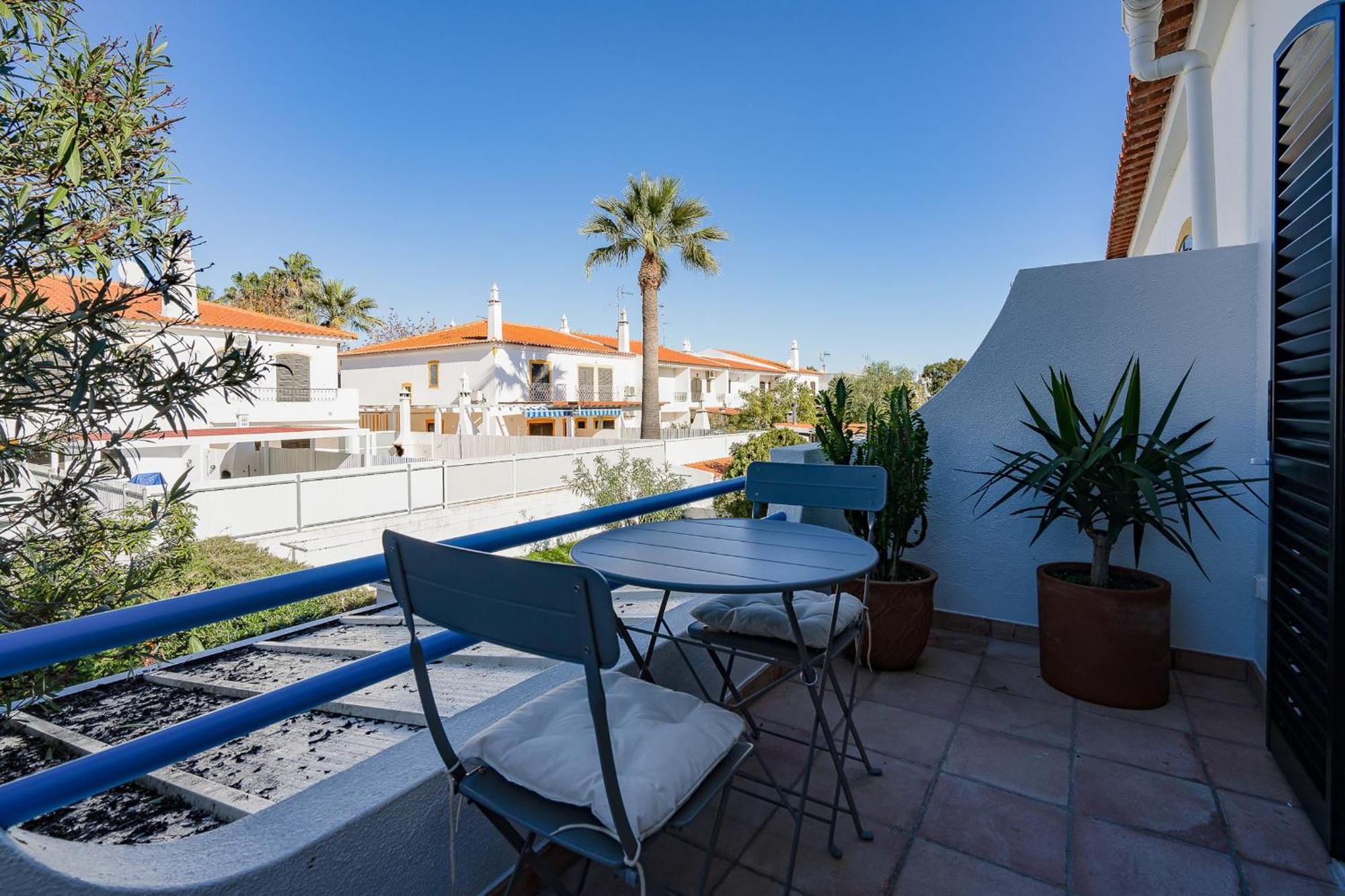 Vila Ramalhete W/ 3 Bdr & Balcony By Lovelystay 알투라 외부 사진